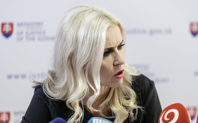Polícia zasahuje u Moniky Jankovskej a viacerých sudcov. Razia je tiež u Norberta Bödöra Polícia zasahuje u Moniky Jankovskej a viacerých sudcov. Razia je tiež u Norberta Bödöra