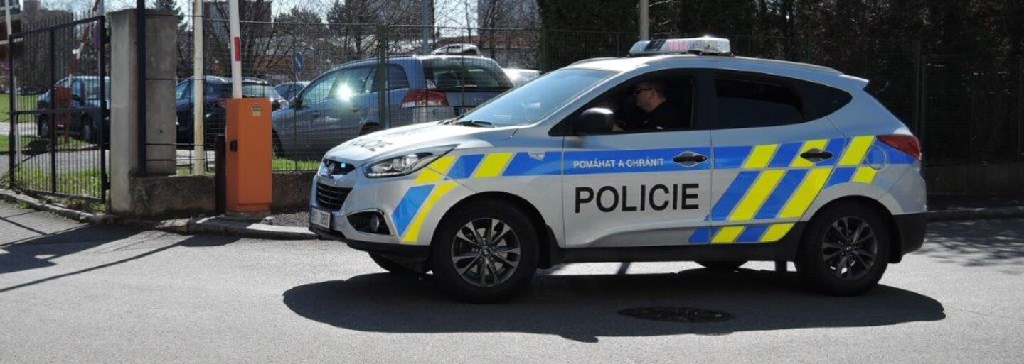 Policie pátrá po totožnosti muže. Neznámý byl vytažen z Hranické propasti bez známek života