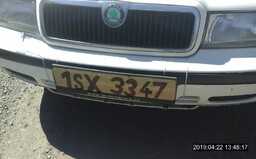 Policie v Kladně zadržela řidiče, který měl SPZ z papíru. Maskoval zákaz řízení