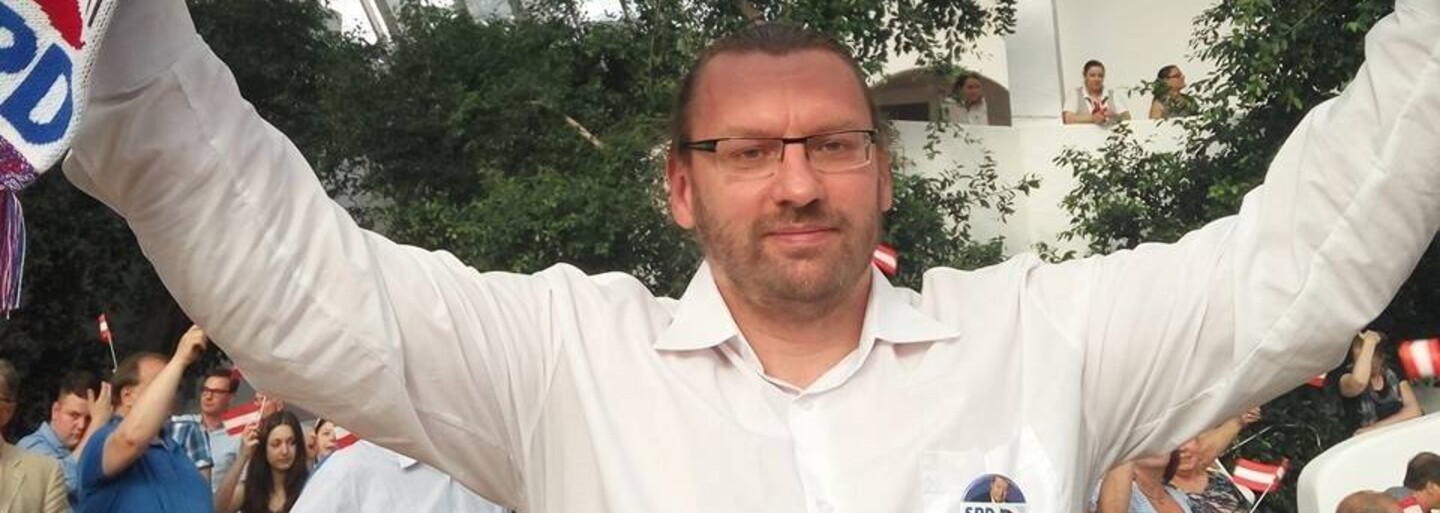 Policie zadržela poslance Volného, píše CNN Prima NEWS