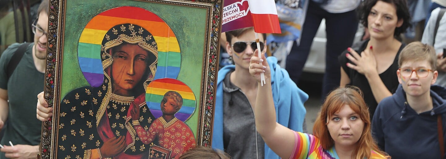 Polské samosprávy vytvořily zóny bez LGBTI. Evropský parlament jim přestal vyplácet eurofondy