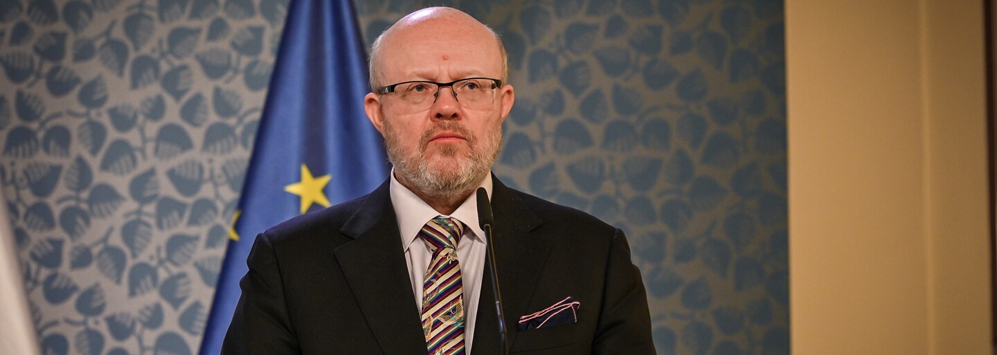 Poplatky za urgentní příjem jsou ve hře. Lidé zdravotní systém zneužívají, míní Válek