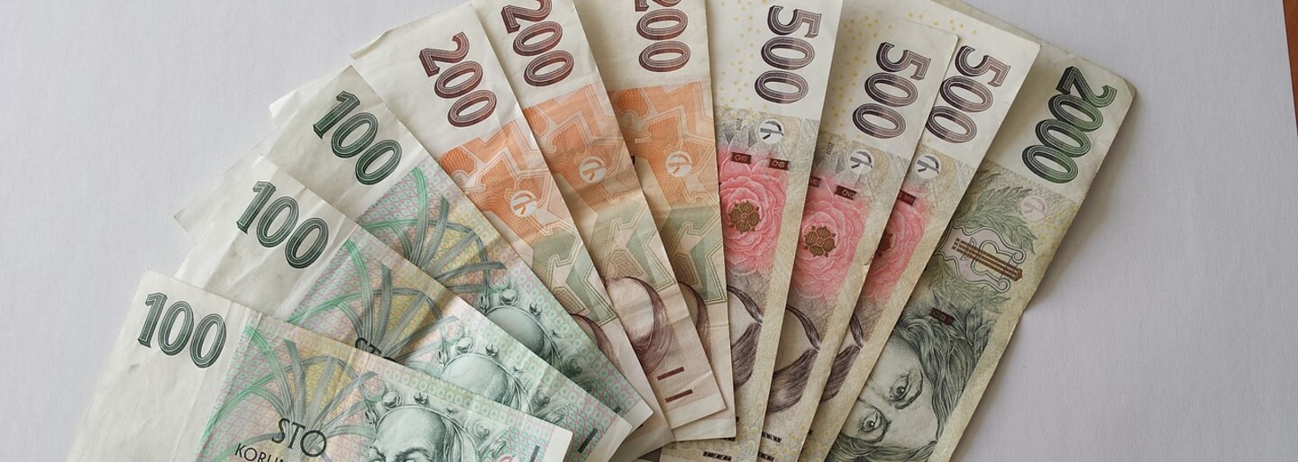 Poprvé v historii překonala průměrná měsíční mzda v Česku 30 tisíc korun