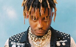 Populární raper Juice WRLD dnes za nejasných okolností zemřel po záchvatu na letišti. Bylo mu 21 let