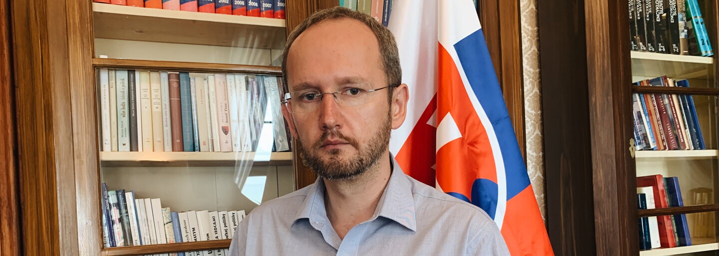 Poradca prezidentky Čaputovej: Som influencer, ktorého nik nepozná. Moje slová majú dopad na tisíce Slovákov (Rozhovor)