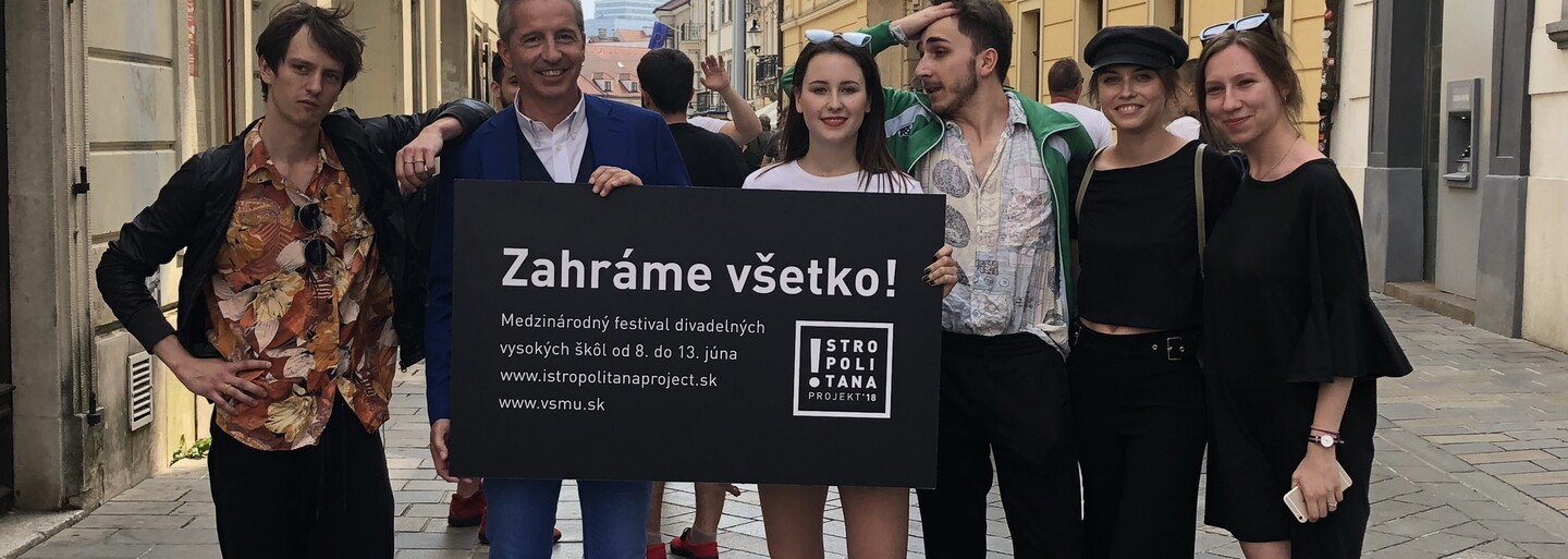 Pôrod priamo na zastávke aj bitka novomanželov. Mladí slovenskí herci tvrdia, že zahrajú všetko