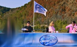 Porotce německé Superstar přirovnal opatření proti koronaviru k nacistickým koncentračním táborům, ze show ho vymazali