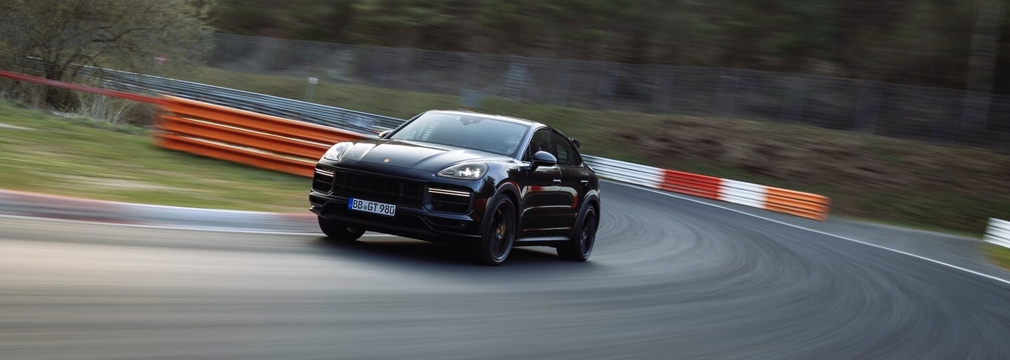 Porsche má ďalší rekord na Nürburgringu, chystaný „Performance Cayenne“ je najrýchlejším SUV na slávnom okruhu