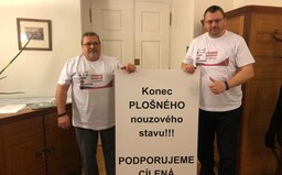 Poslanec Lubomír Volný se stane youtuberem. Jeho profil na Facebooku je prý pod náporem žádostí o přátelství