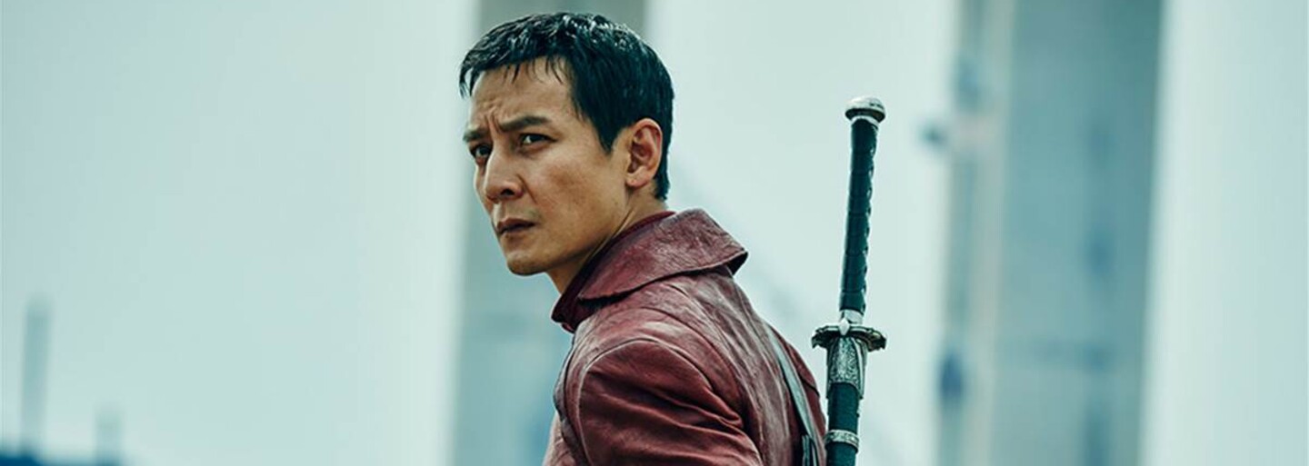 Postapo seriál Into the Badlands vnadí najmä prostredím budúcnosti a množstvom bojového umenia