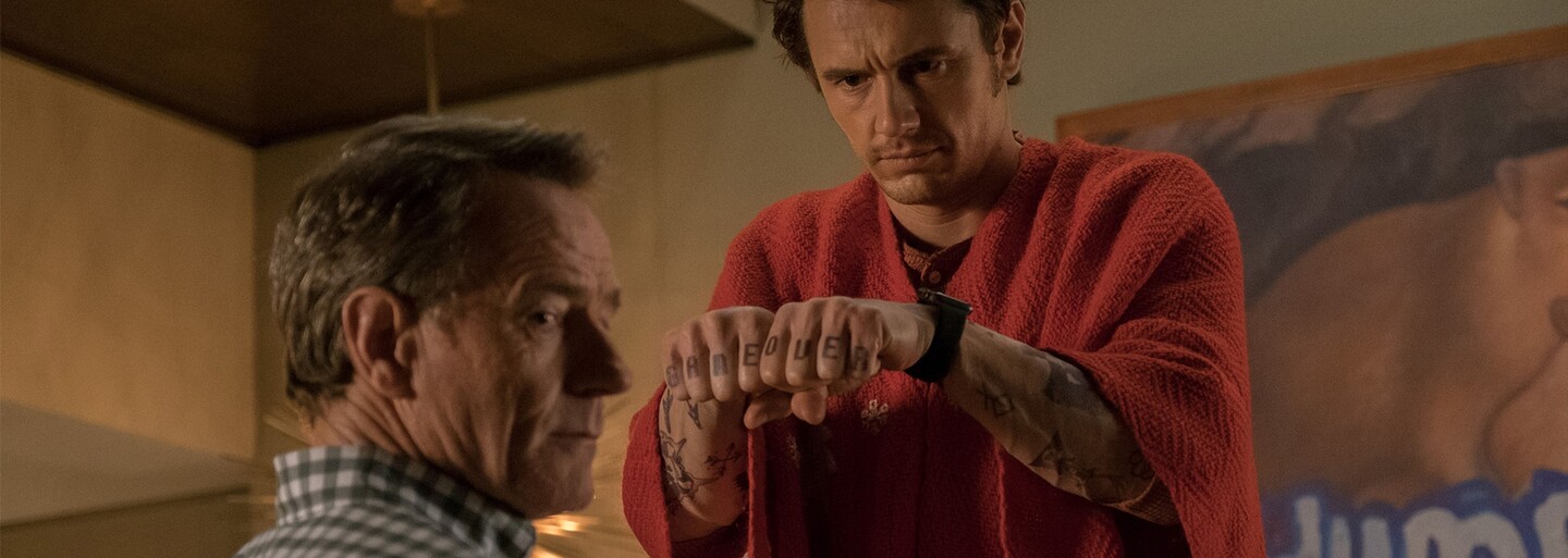 Potetovaný a fuckujúci James Franco po boku Bryana Cranstona v necenzurovanom traileri pre komédiu Why Him?