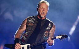 Pozreli sa do očí smrti, bojovali so závislosťou, boli kúsok od rozpadu, dnes sú milionári. Toto je šialený príbeh Metallicy