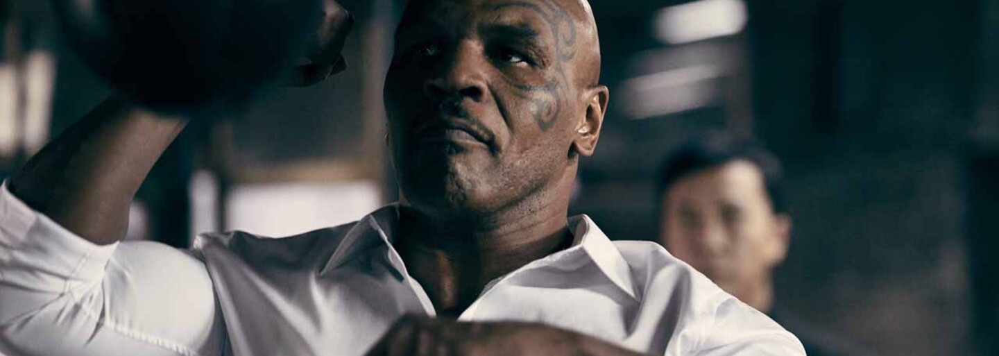 Pozrite sa na neuveriteľné bojové choreografie v Yip Man 3. Ako zvládol Donnie Yen vzdorovať pästiam Mikea Tysona?