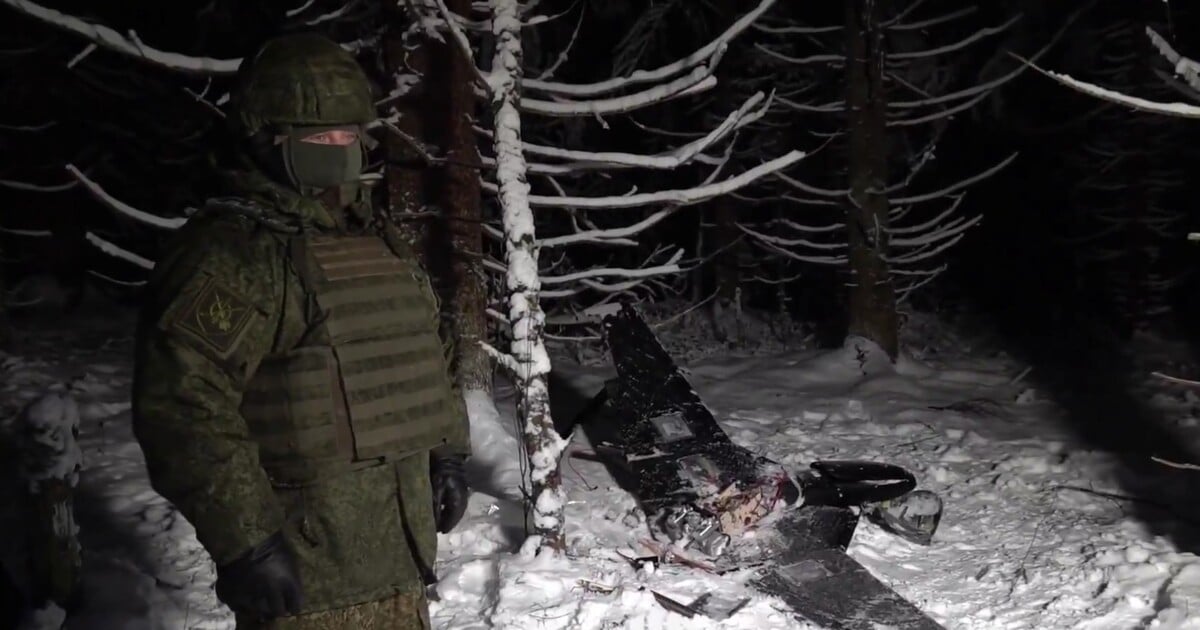 VIDEO: Moskva zveřejnila záběry dronu, který měl zasáhnout rezidenci Putina