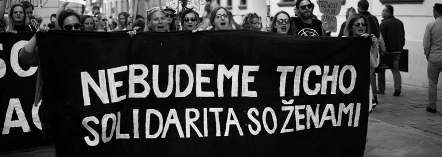 Právo plodu nemôže byť nadradené právu žijúcej ženy, hovorí aktivistka za reprodukčné práva žien (Rozhovor)