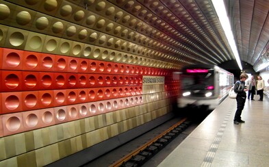 Pražany čeká pohodlnější cestování. Metro bude o víkendu jezdit v kratších intervalech Pražany čeká pohodlnější cestování. Metro bude o víkendu jezdit v kratších intervalech