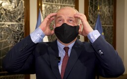Pražská party pro 50 lidí přiměla Prymulu chytit se za hlavu