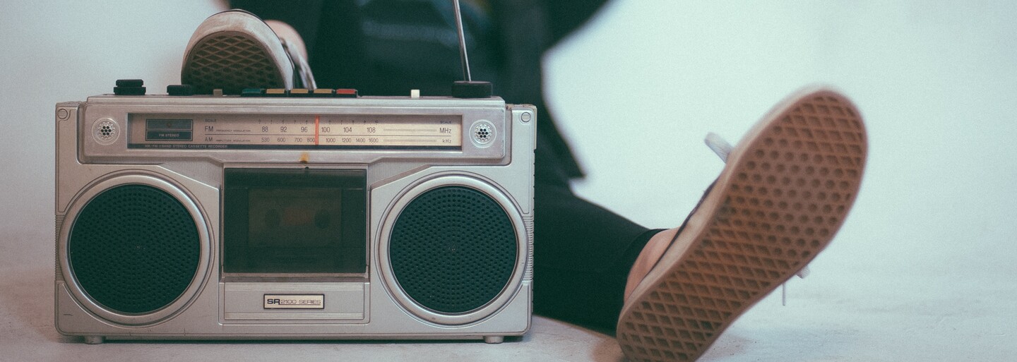 Prečo tvoji rodičia počúvajú dookola to isté? Náš vkus sa radikálne mení okolo 30. narodenín, tvrdí výskum