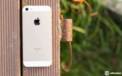 Predaj iPhonu spomalil a tržby Apple klesli prvýkrát za posledných 13 rokov. Čakajú giganta problémy? Predaj iPhonu spomalil a tržby Apple klesli prvýkrát za posledných 13 rokov. Čakajú giganta problémy?