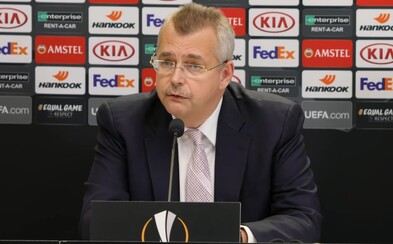 Předseda představenstva SK Slavie Praha Jaroslav Tvrdík je v domácí karanténě Předseda představenstva SK Slavie Praha Jaroslav Tvrdík je v domácí karanténě