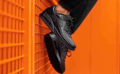 Preferuješ tenisky před botami i během sychravých dní? Celokožené Nike Air Max 90 jsou ideální volbou Preferuješ tenisky před botami i během sychravých dní? Celokožené Nike Air Max 90 jsou ideální volbou