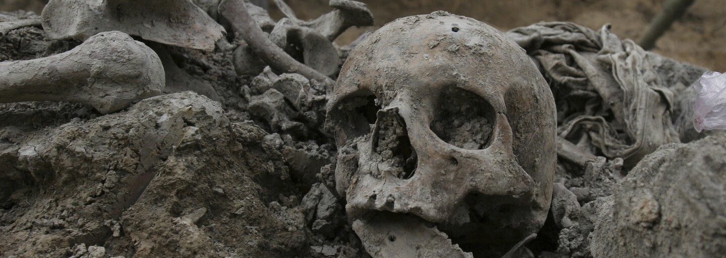 Překvapivý objev: Archeologové na Tetíně našli středověký hrob s ostatky černošky