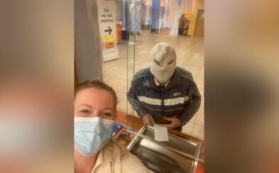 Přepadení, nebo ochrana před virem? Česká pošta dokazuje, že ne vždy je poznat rozdíl Přepadení, nebo ochrana před virem? Česká pošta dokazuje, že ne vždy je poznat rozdíl