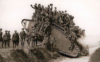 Presne pred 100 rokmi sa na bojisku objavil historicky prvý tank. Nebol síce dokonalý, no zmenil dejiny Presne pred 100 rokmi sa na bojisku objavil historicky prvý tank. Nebol síce dokonalý, no zmenil dejiny