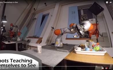 Přestane lidstvo uklízet? Inženýři vyvíjejí robota, který dokáže urovnat a uklidit oblečení nebo boty Přestane lidstvo uklízet? Inženýři vyvíjejí robota, který dokáže urovnat a uklidit oblečení nebo boty