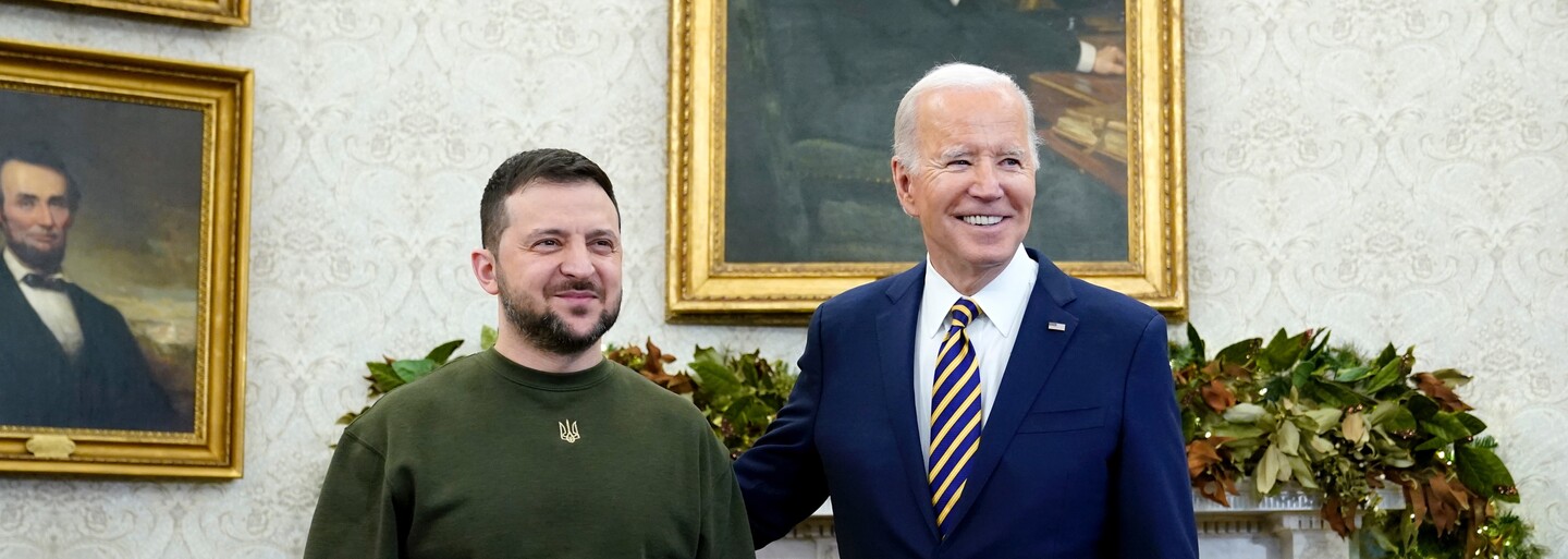 Prezident USA Joe Biden přiletěl do Kyjeva