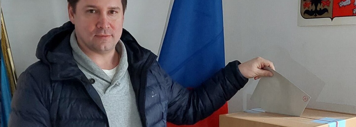 Prezidentské volby: Zeman naznačil, že volil Babiše. Účast se pohybuje mezi 20 a 30 procenty