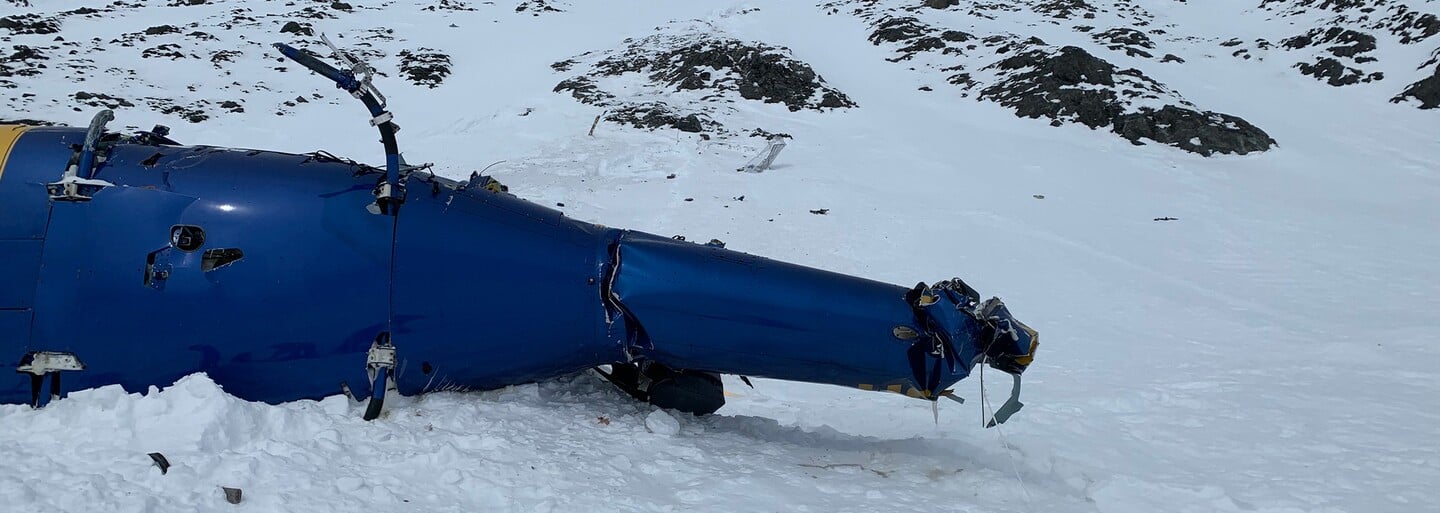 Přeživší pádu Kellnerovy helikoptéry promluvil. Havárii zřejmě nezavinila technická porucha