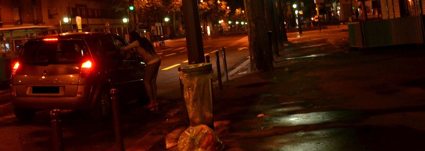Příběh hodný zfilmování: Dceru unesli a nutili k prostituci. Její matka se nechala zaměstnat v indickém nevěstinci, aby ji našla