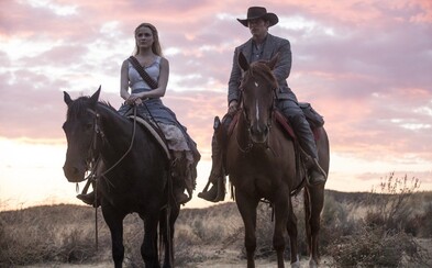 Přichází krvavá pomsta robotů. 2. série Westworldu láká na strhující a brutální jízdu Přichází krvavá pomsta robotů. 2. série Westworldu láká na strhující a brutální jízdu