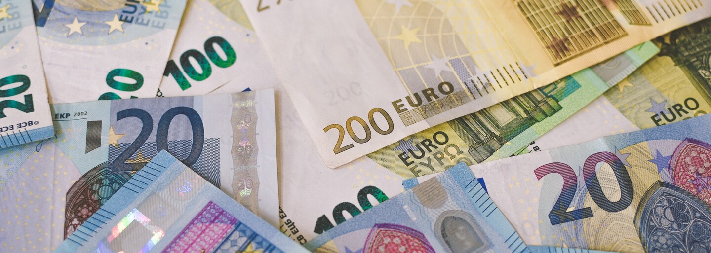 Přijetí eura v Česku? Bylo by pro nás nevýhodné, říkají Vystrčil a Havlíček
