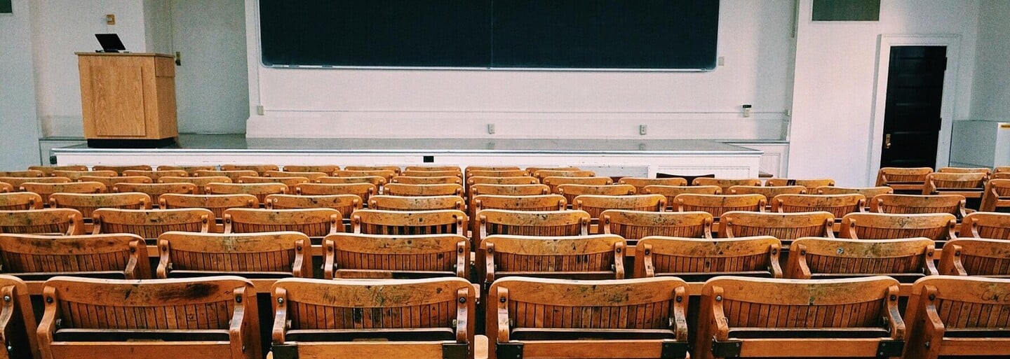 Přijímačky na VŠ budou i v ukrajinštině. Uprchlíci je mohou složit v srpnu