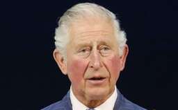 Princ Charles má koronavírus. Ako 71-ročný patrí do ohrozenej skupiny