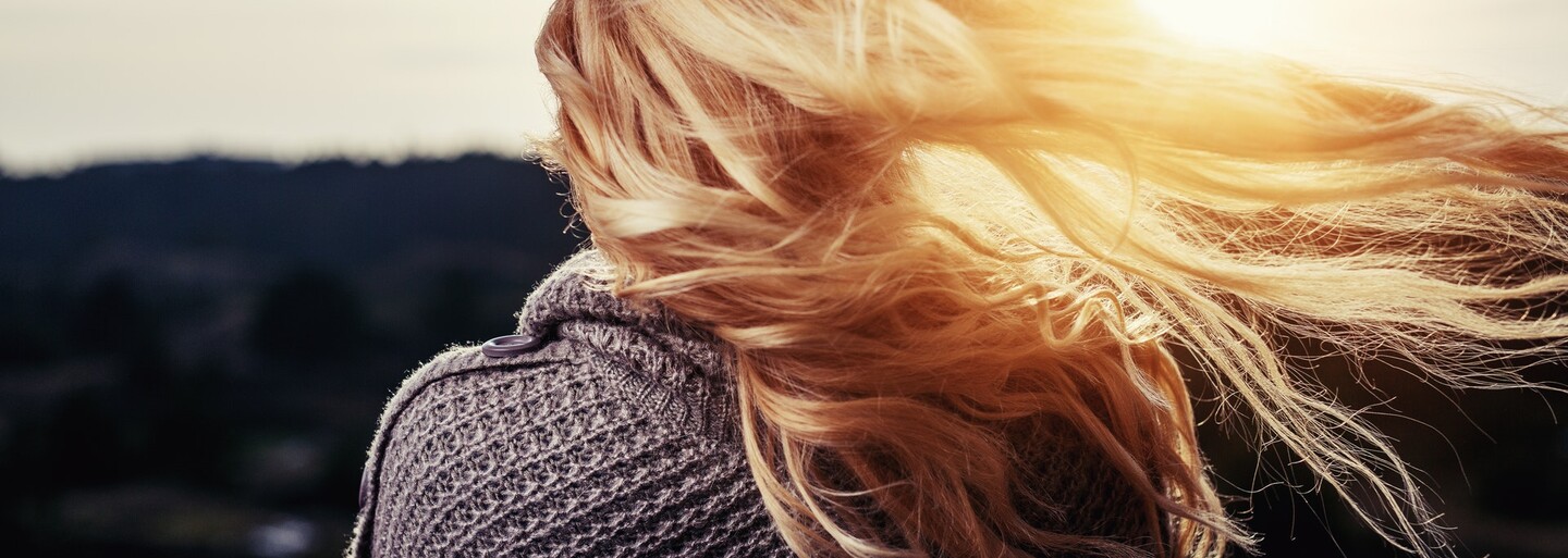 Přitažlivá Ruska si už 14 let nestříhala vlasy. Díky své image připomíná princeznu Rapunzel