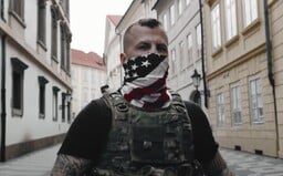 Přítel Emmy Smetana přirovnal Marpa ke kapele Ortel a Leu Beránkovi. Vycejtil po něm tu ušmudlanou díru na trhu, napsal