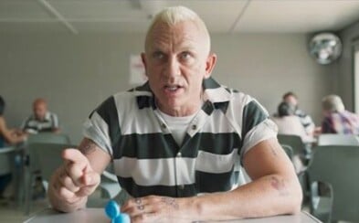 Profesionálny zlodej Daniel Craig školí v komédii Logan Lucky Adama Drivera a jeho brata Channinga Tatuma do príprav najväčšej lúpeže v histórii Profesionálny zlodej Daniel Craig školí v komédii Logan Lucky Adama Drivera a jeho brata Channinga Tatuma do príprav najväčšej lúpeže v histórii