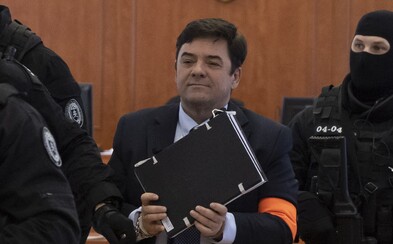 Prokurátor Šanta trvá na 20-ročnom treste pre Kočnera, 19 je podľa neho málo. Žiada aj prepadnutie majetku podnikateľa Prokurátor Šanta trvá na 20-ročnom treste pre Kočnera, 19 je podľa neho málo. Žiada aj prepadnutie majetku podnikateľa