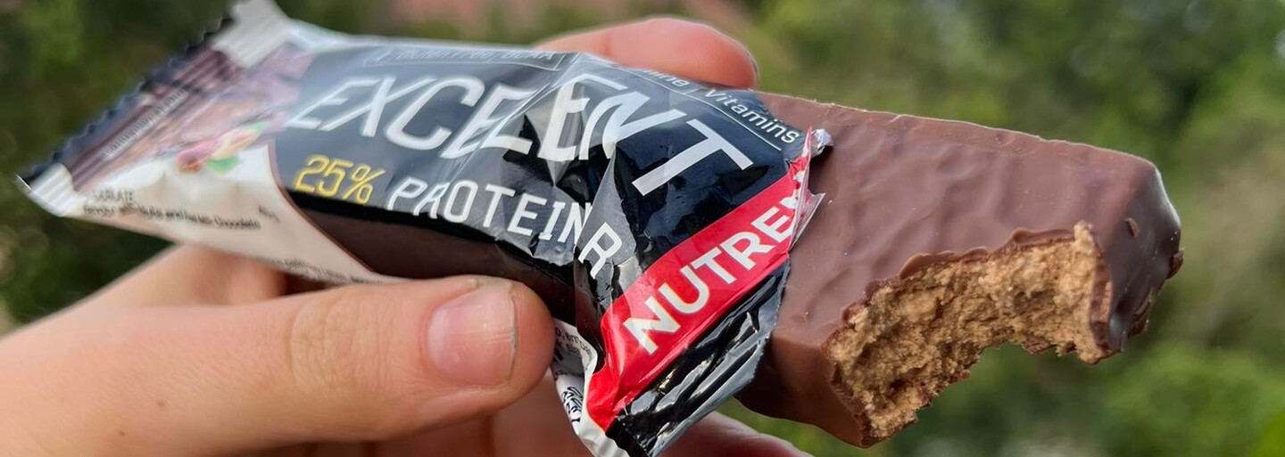 Proteinové tyčinky: Jak poznáš ty nejkvalitnější a na co si musíš dát pozor? Odpovídá výživová poradkyně