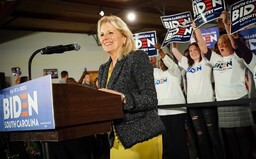 První dáma Jill Biden. Kým je manželka nového prezidenta USA?