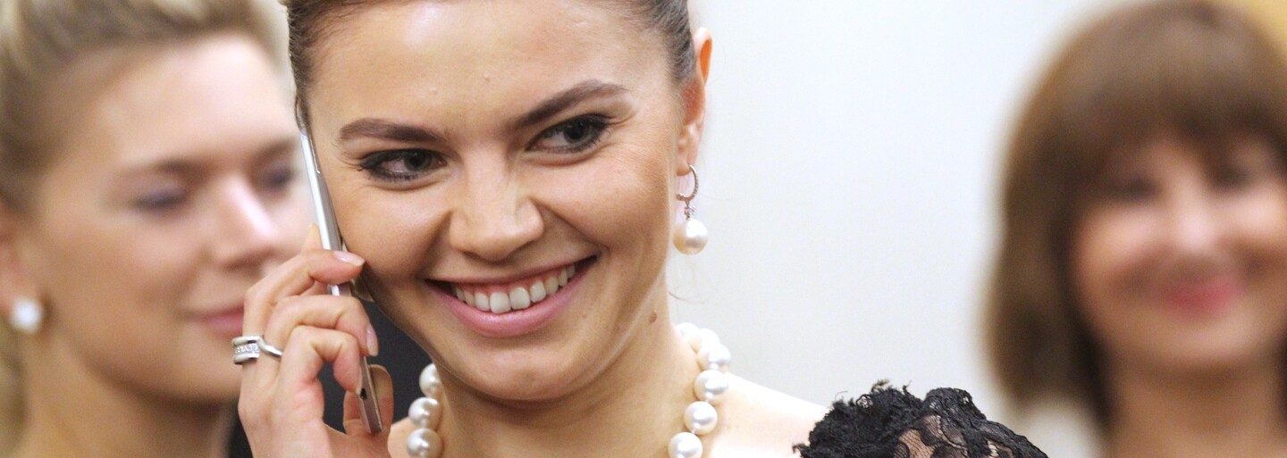 Putinova údajná přítelkyně Alina Kabajeva má být zahrnuta v novém balíčku sankcí EU