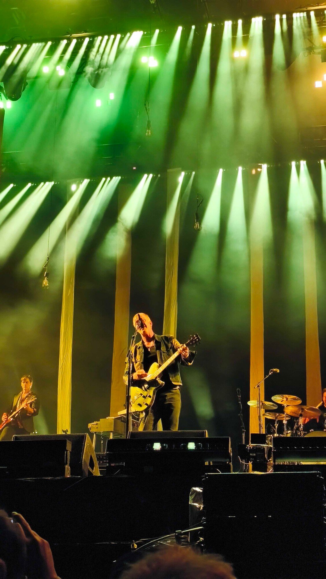 Queens of the Stone Age na stagei.