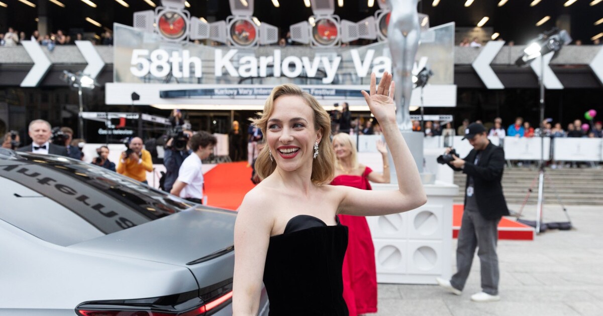 Další ročník KVIFFu startuje! Do hotelu Thermal přijíždějí první slavní hosté a hostky