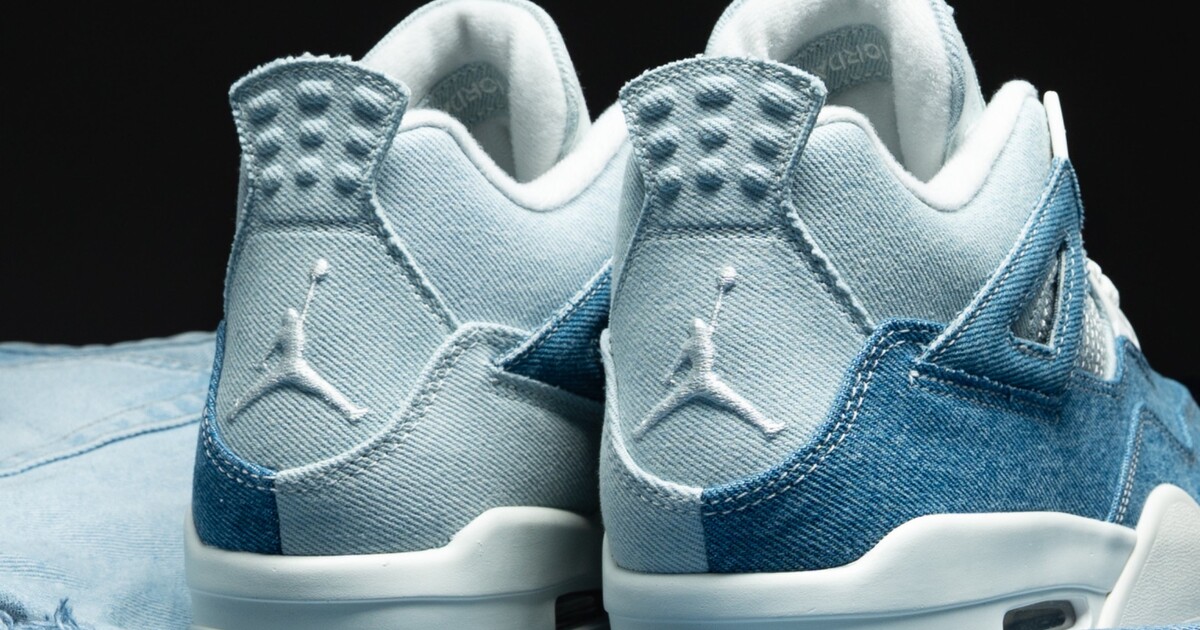 Džínové Air Jordan 4 nebo Asics s romantickými volány. Tohle jsou hot novinky ve světě tenisek