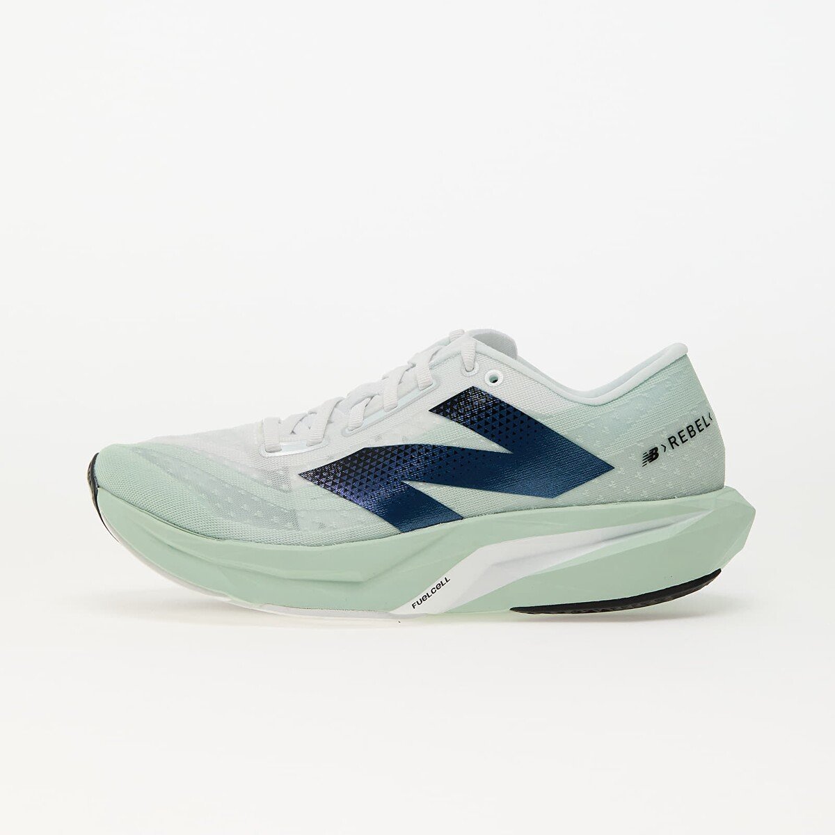 New Balance FuelCell Rebel v4
