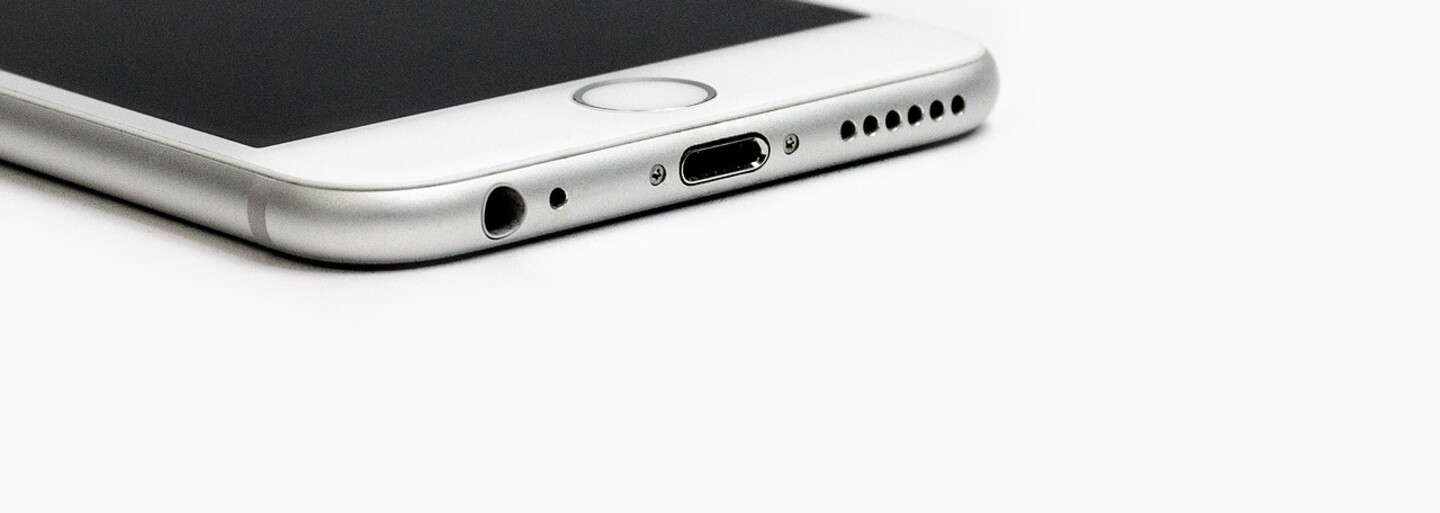 Rakovinu si v tele našiel vďaka iPhonu. Chirurg na diagnózu choroby použil iba špeciálne príslušenstvo