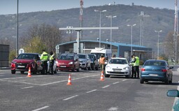 Rakúsko od štvrtka ruší kontroly na hraniciach so Slovenskom a ďalšími štátmi okrem Talianska